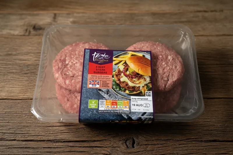 Sainsbury's Taste the Difference 4 Beef Steak Burgers (680g) pack photo